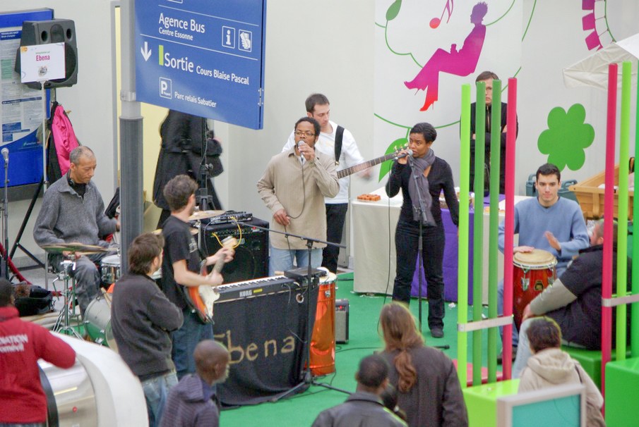 Evry Daily Photo - Concert Ebena Inauguration Gare Evry Centre 186.jpg